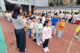 合肥市淮河路第三小学教育集团扎实开展体检工作 全力保障学生健康图片