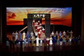 粤港澳三地青少年沉浸式体验红色话剧，《先锋少年》在广东珠海开启全国巡演图片