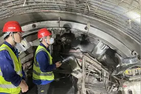 天山胜利隧道出口端主洞开挖九成图片