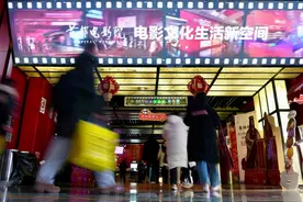 多国推出多项举措让民众走进影院，助推全球电影市场回暖图片