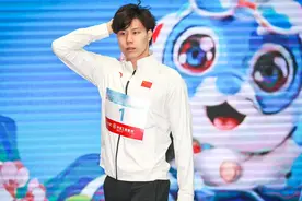覃海洋夺200米蛙泳金牌，十五运会有望再创佳绩图片