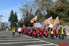 我是积极少年,强国一代有我——吉首市铁路学校小学、初中部举行“积极境教”研学游图片