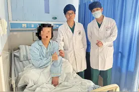 云南女子睁眼困难，武汉医生一针“制服”捣乱的神经图片