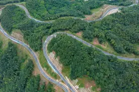 德阳什邡：龙门之巅1号公路什邡湔氐段通车图片