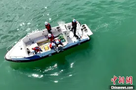 西工大联合科研团队成功开发“领航者”深海光学智能导引系统图片