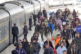 假日随笔 | 和“流动的中国”一起奔涌图片