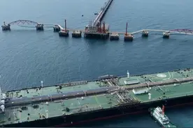 海南首个液货码头船岸界面AI智能监管系统在洋浦上线图片