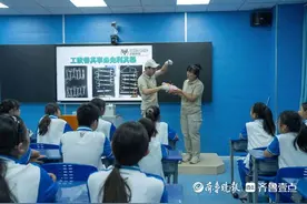 探秘动物世界！青岛自然教育进课堂，学生学兽医知识图片