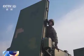 实弹射击10小时+！看炮兵快速反应、精准打击震撼现场→图片