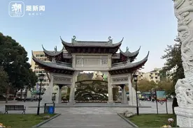 有人在朋友圈晒起了桂花？这是真的！萧山江寺公园的桂花竟然开了图片