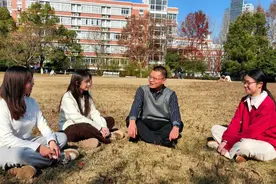 “AI辅导员”，给大学生解惑，为辅导员减负图片