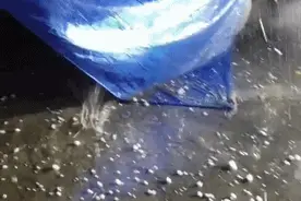 受强对流天气影响 广西部分地区出现大风、冰雹等天气图片