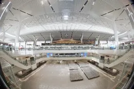 T5投运助力临空升维：“超级航空枢纽”何以撬动空港进阶图片