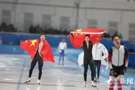亚冬会中国速滑队11金创历史 宁忠岩打破赛会纪录与韩梅成就“三冠王”图片
