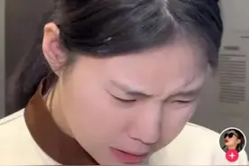 中新文娱评千万粉丝网红“王妈”塌房：别一边吃饭一边砸碗图片