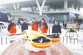 无人机 无人船 无人车 “光谷造”无人智能装备构建全空间体系图片