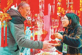 徒步游中国“圈粉”海外游客图片