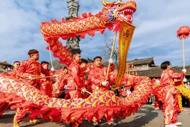 2025世界年｜非遗春节⑥：舞龙舞狮，辞旧迎新开运纳福图片