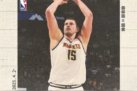NBA纪录之夜：约基奇空砍61分，库里命中12记三分砍下52分图片
