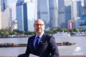 扎根中国28年，干着“发光发热”的事业图片