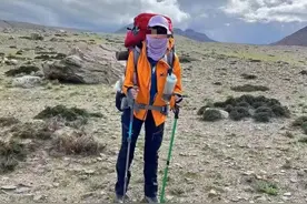 上海女子徒步雪山失联二十多天，警方称其已不幸遇难！正调查图片