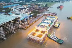 “广州造”海洋牧场启航 “鑫环1号”系国内最大半潜式海洋牧场养殖平台图片