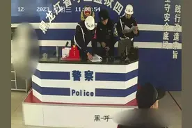 8760个小时，他们的脚步从未停歇图片