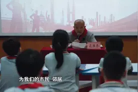 弘扬雷锋精神 用行动传递温暖关爱图片
