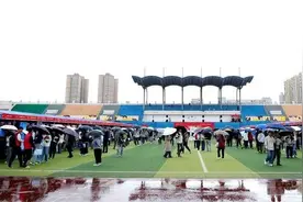 兰州理工大学：搭建“供需桥” 全力促就业图片