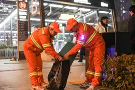 今年春节，杭州九成“城市美容师”坚守岗位图片
