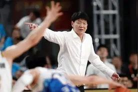 只待官宣！邱彪将任山东高速男篮主帅，上赛季带领新疆队取得亚军图片