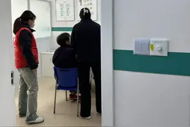 杨浦有了面向认知症老人开展的陪诊服务，为特殊人群提供就医支持图片