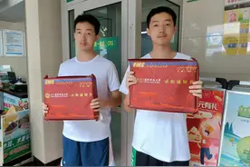 从军报国！双胞胎兄弟圆梦国防科大图片