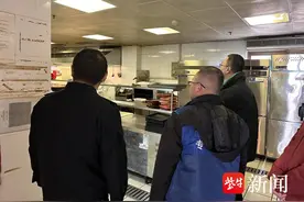 食品安全无小事！苏州依云水岸社区守护居民“舌尖上的安全”图片