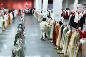 文化自信是底气，历史“穿”身上！“拜年服”订单爆满 “国潮”产品受热捧图片