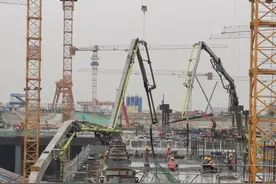 新进展！白云机场有望20分钟达广州火车站、广州白云站图片