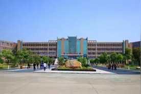 “王海举报江西一职校克扣学生实习报酬”事件责任人被捕？官方回应图片