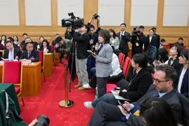 开放团组活动特写丨向世界传递四川声音——从三个数字看四川代表团开放团组活动图片