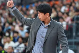 CBA俱乐部杯赛京鲁大战即将上演：山东男篮能否冲入四强？图片
