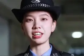 安徽监狱回应李铁可否在监狱踢球：可以的，狱中踢球需在规定时间内进行图片