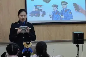 沉浸式普法走进爱心寒托班，TA们深入开展垃圾分类宣传活动图片