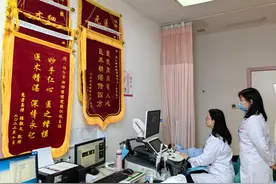 医者有仁术 更当有仁心——铜仁市妇幼保健院超声诊断科主任张仁铁背后的故事图片