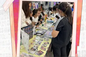新闻8点见丨明星小卡“收割”未成年人；预制菜进与退图片