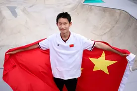 亚运视点｜英雄莫问年纪图片
