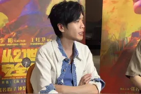 电影《从21世纪安全撤离》成都路演 张若昀：这次理直气壮地幼稚图片