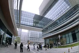 高质量发展调研行丨北京大兴机场临空经济区大兴片区：布局特色园区打造产业新生态图片