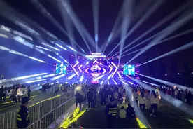 “五一”相聚荆州园博园 感受不一样的音乐狂欢图片