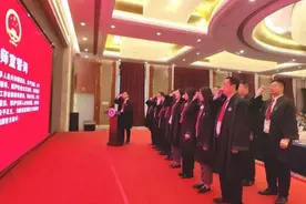 以专业力量赋能法治荆州建设！荆州市律师协会成立法律服务讲师团图片