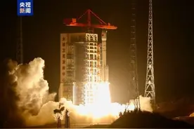 一箭18星！我国成功发射千帆极轨02组卫星图片