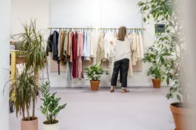 狂欢的“618”，“冰火两重天”的服装商家图片